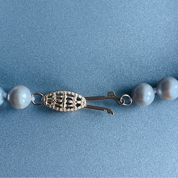 Natural Silver Pearl 14k Gold JCM Jacmel Mauritius Hand Knotted Strand B… - Picture 6 of 7